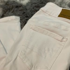 American Eagle White Skinny Jeans! 🌵